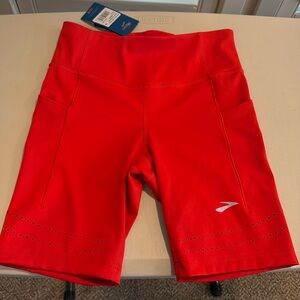 Brooks Women Method 1/2 Crop Tight, Size M, NWT